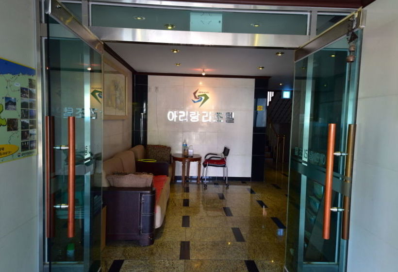 בית מלון כפרי Sokcho Arirang Resortel