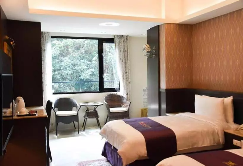 هتل Cherry Feast Resort