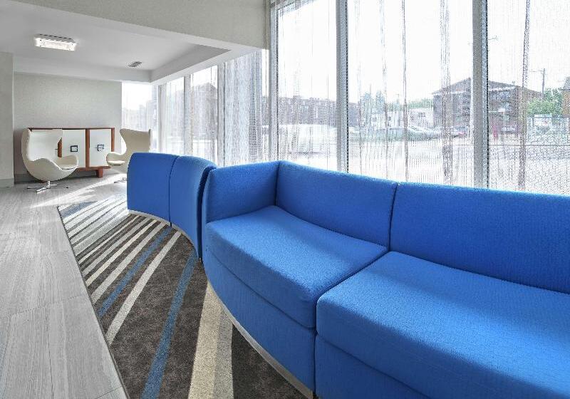 فندق Doubletree By Hilton Edmonton Downtown