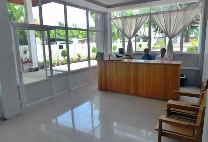 هتل Golden Lotus Inle