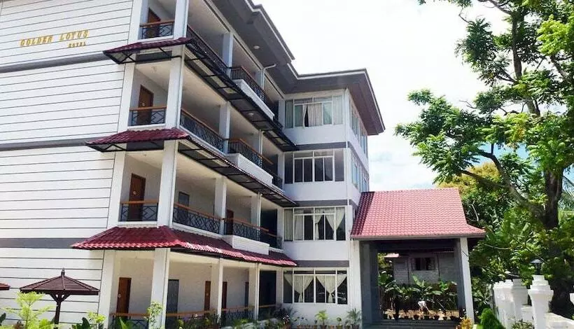 هتل Golden Lotus Inle