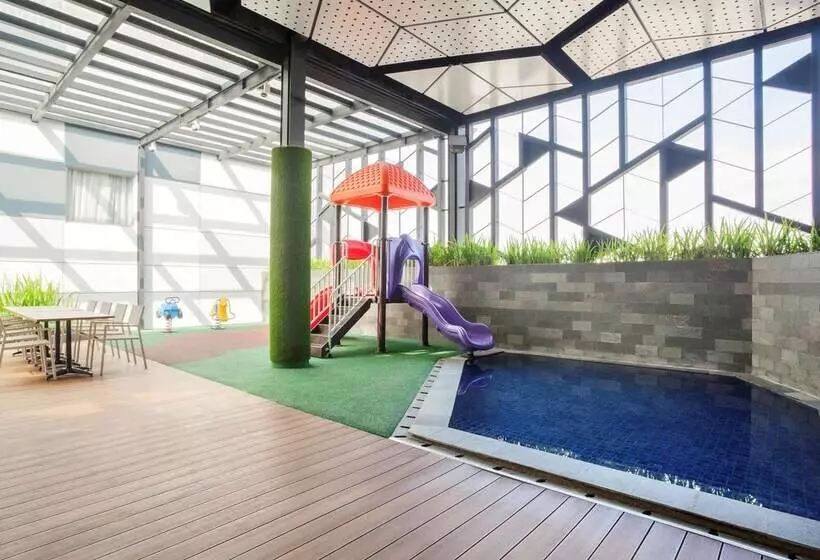 Hotel Ibis Styles Jakarta Sunter