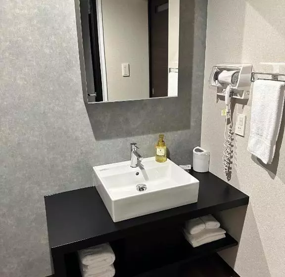 Hotel Reftel Osaka Itami Airport