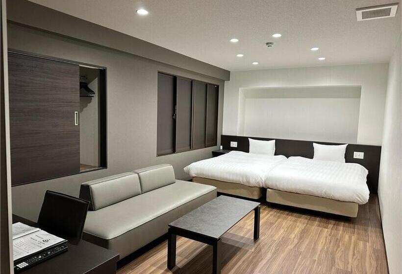 فندق Reftel Osaka Itami Airport