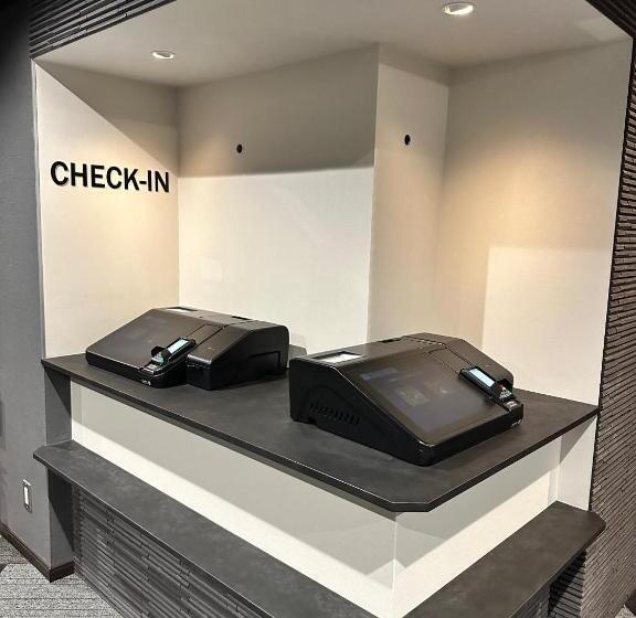 فندق Reftel Osaka Itami Airport