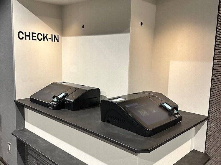 فندق Reftel Osaka Itami Airport