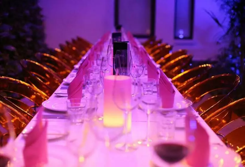 בית מלון כפרי Sun & Moon Urban