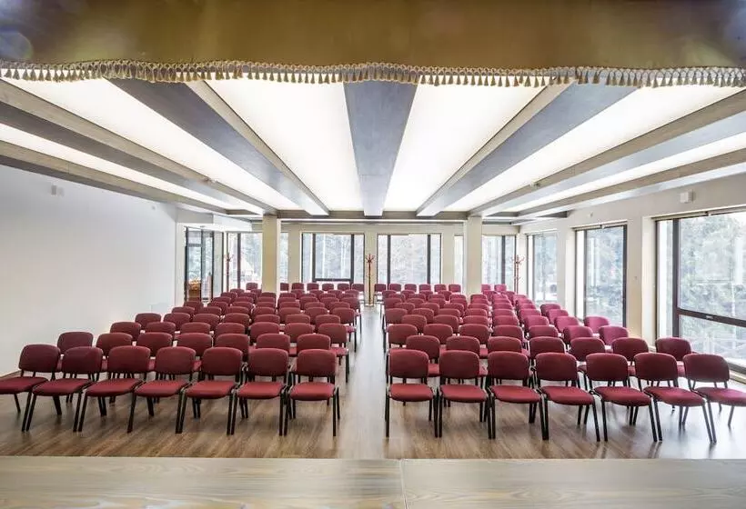 ホテル Zámek Lužec Spa & Wellness Resort