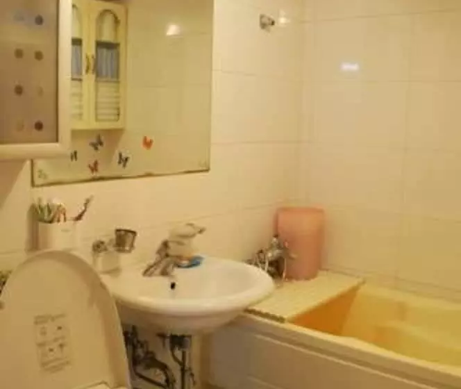 膳宿费 Denis's House