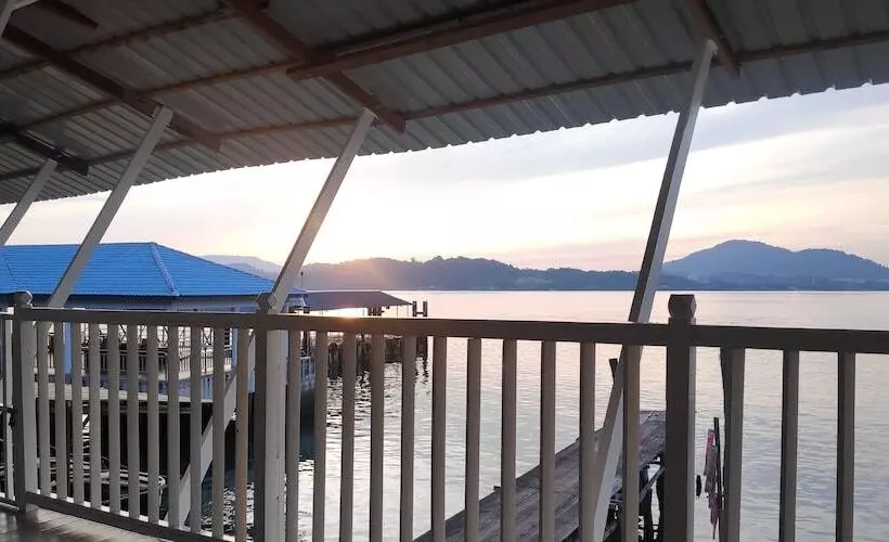 פנסיון Pangkor Fishing Village Guest House