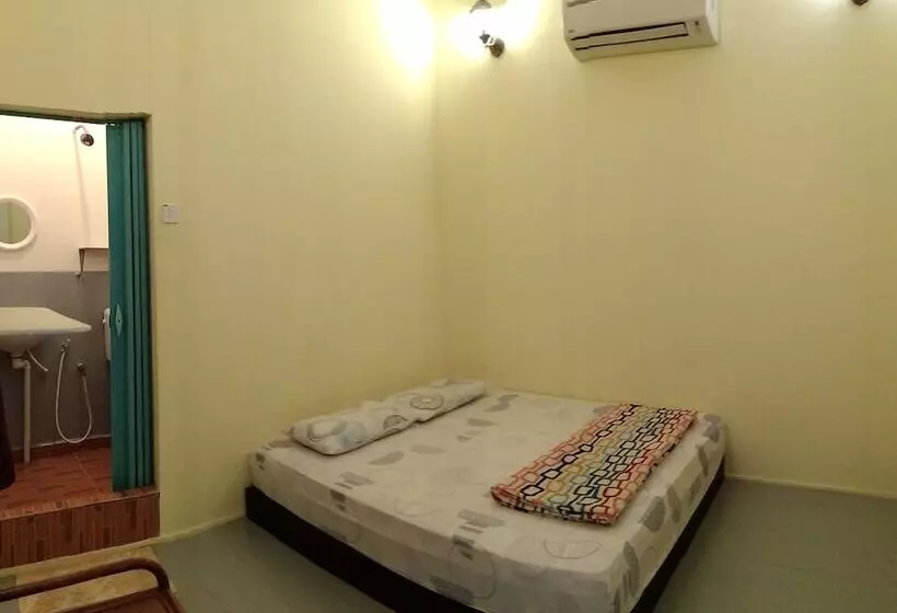 פנסיון Pangkor Fishing Village Guest House