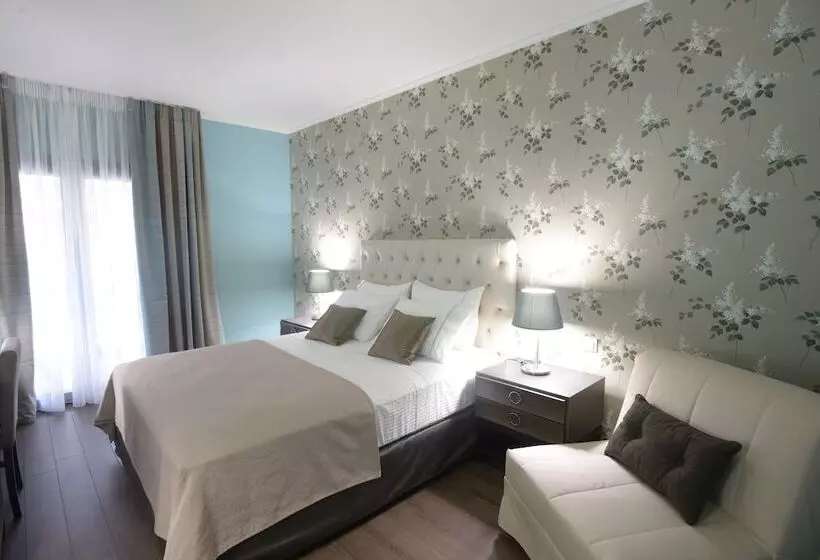 Theasis Hotel Paramythia