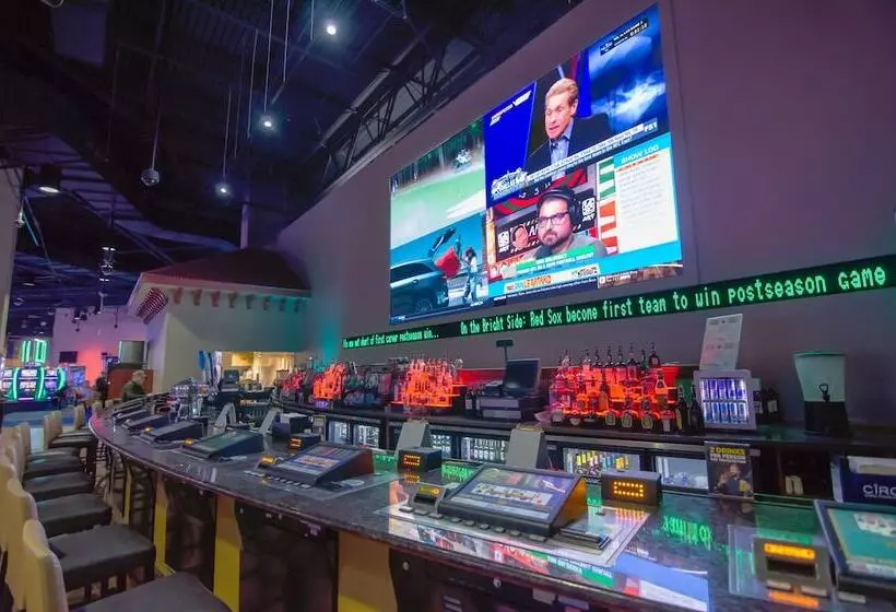 Wheeling Island Hotel Casino Racetrack