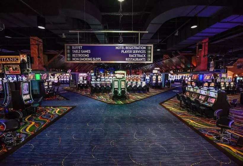 Wheeling Island Hotel Casino Racetrack