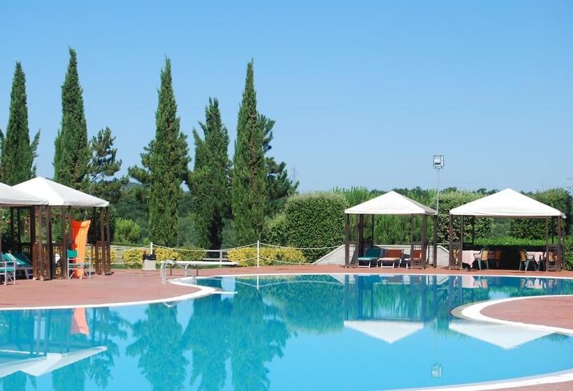 فندق Fattoria Belvedere