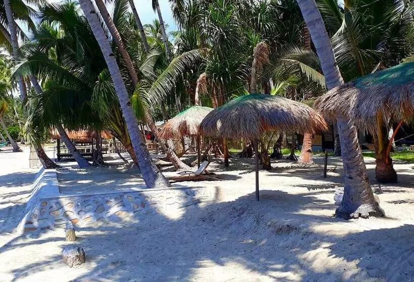 Hotelli Peace & Love Beach Club