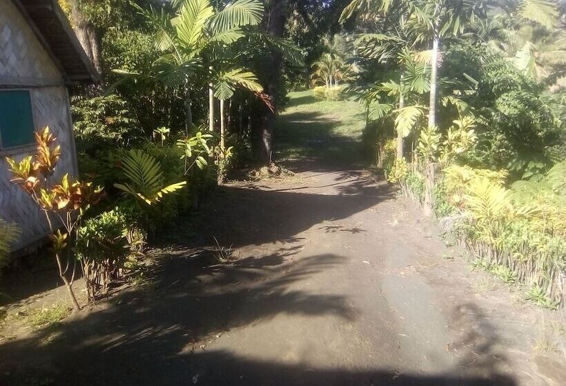 هتل Tanna Lava View Bungalows