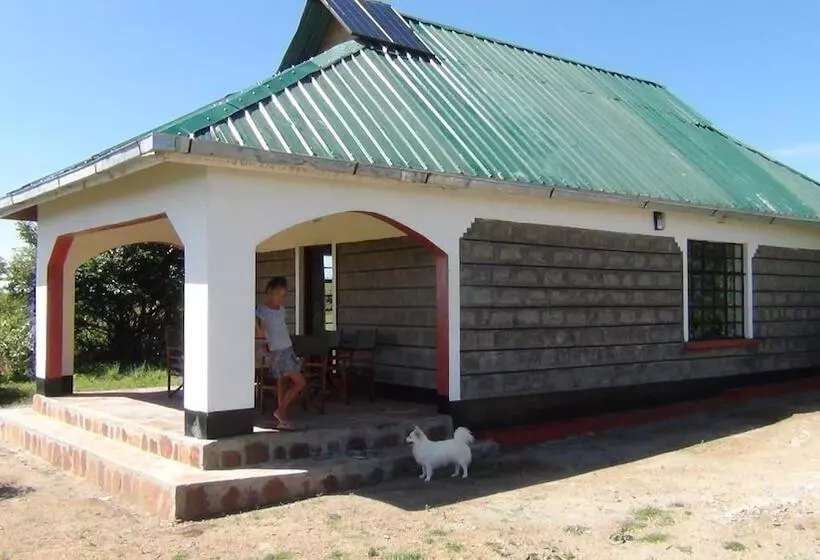پانسیون Narasha Guest House