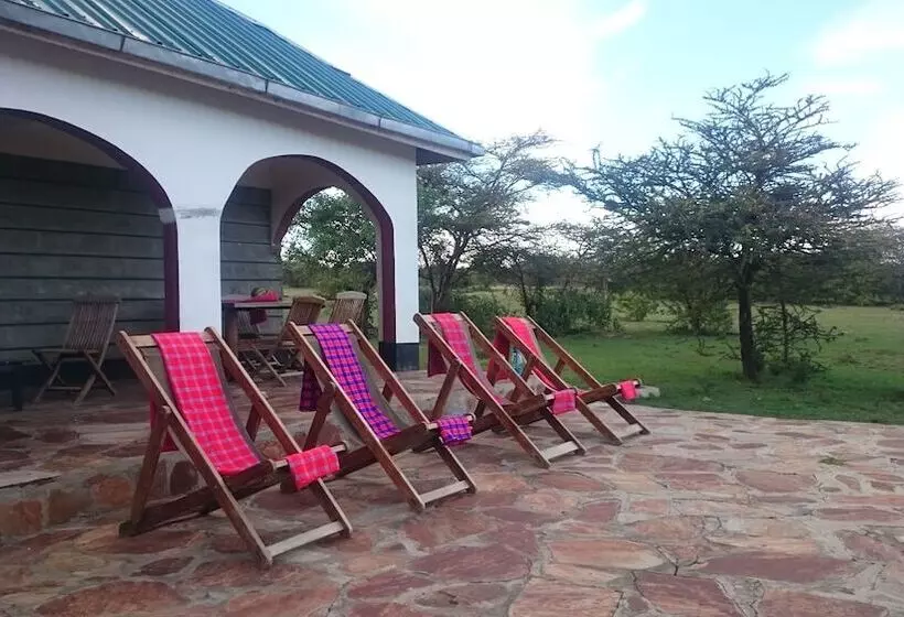 پانسیون Narasha Guest House