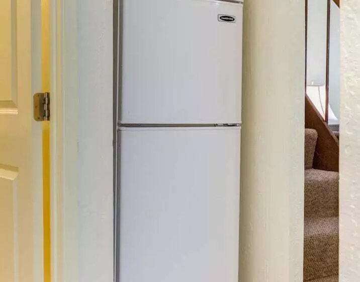 Yosemite Delight B208