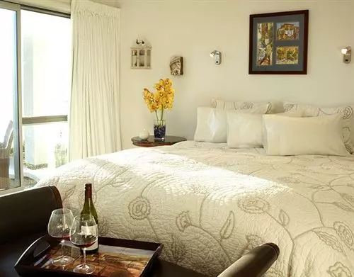 A Culinary Experience Luxury Bed And Breakfast