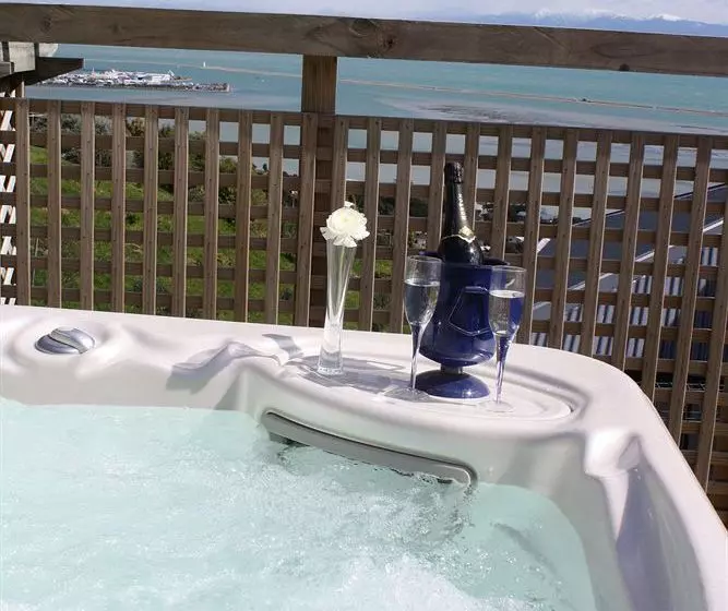 A Culinary Experience Luxury Bed And Breakfast