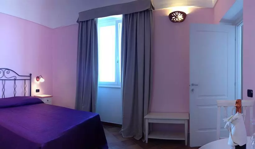 B&b Il Porticciolo Di Amalfi