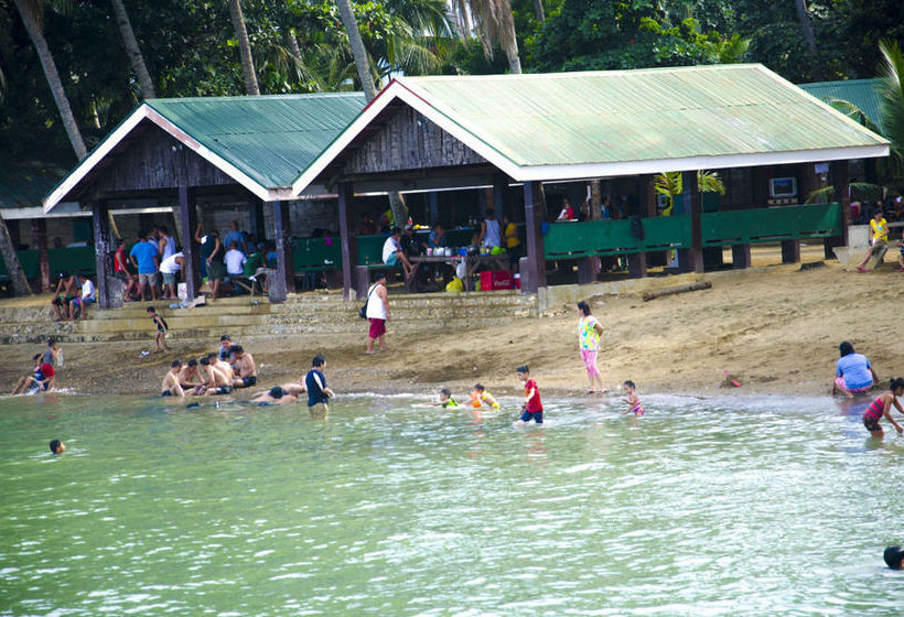 Estaca Bay Gardens Conference Resort