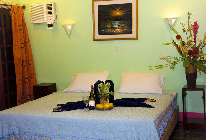 Estaca Bay Gardens Conference Resort