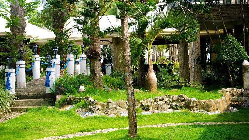 Estaca Bay Gardens Conference Resort