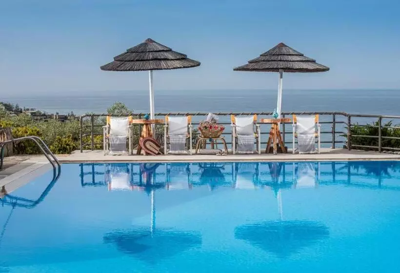 Everest Apartments And Suites