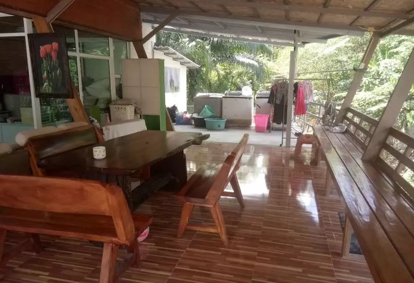 호텔 Baan Suan Rimnam Resort