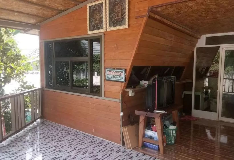 호텔 Baan Suan Rimnam Resort