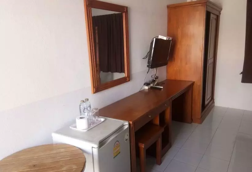 호텔 Baan Suan Rimnam Resort