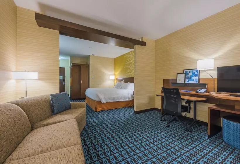 ホテル Fairfield Inn & Suites By Marriott Kamloops