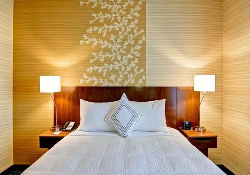 ホテル Fairfield Inn & Suites By Marriott Kamloops