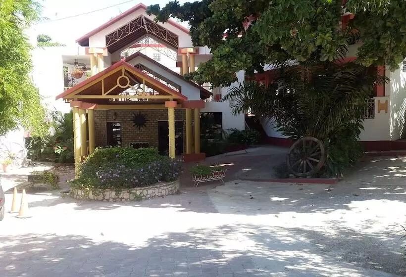 Hotelli Habitation Hatt