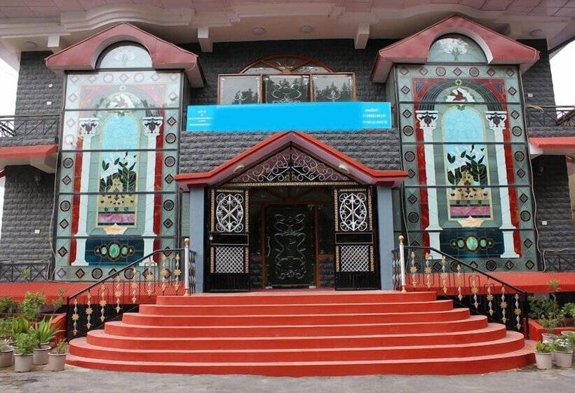 בית מלון כפרי Himalayan Escape