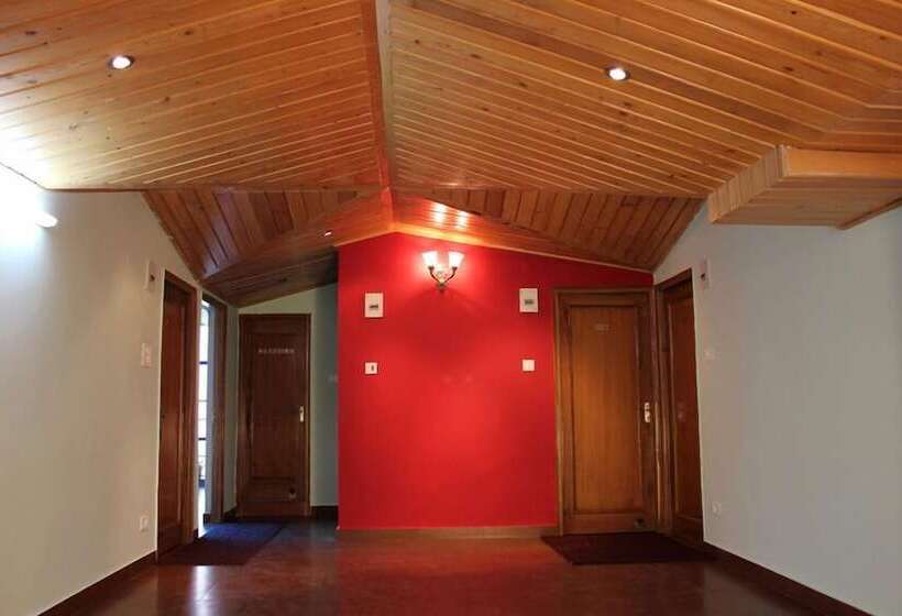 בית מלון כפרי Himalayan Escape