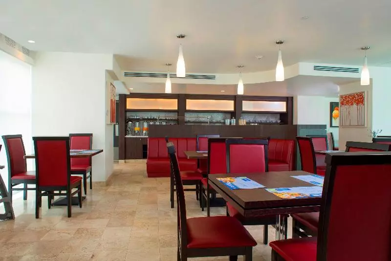 Hotelli Holiday Inn Express & Suites Queretaro, An Ihg