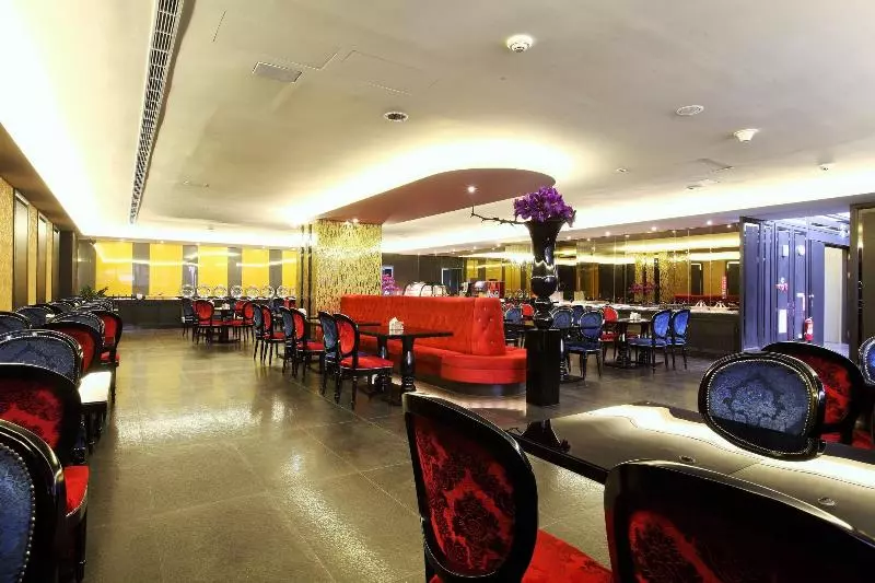 Hotel Icloud Luxury Resort &