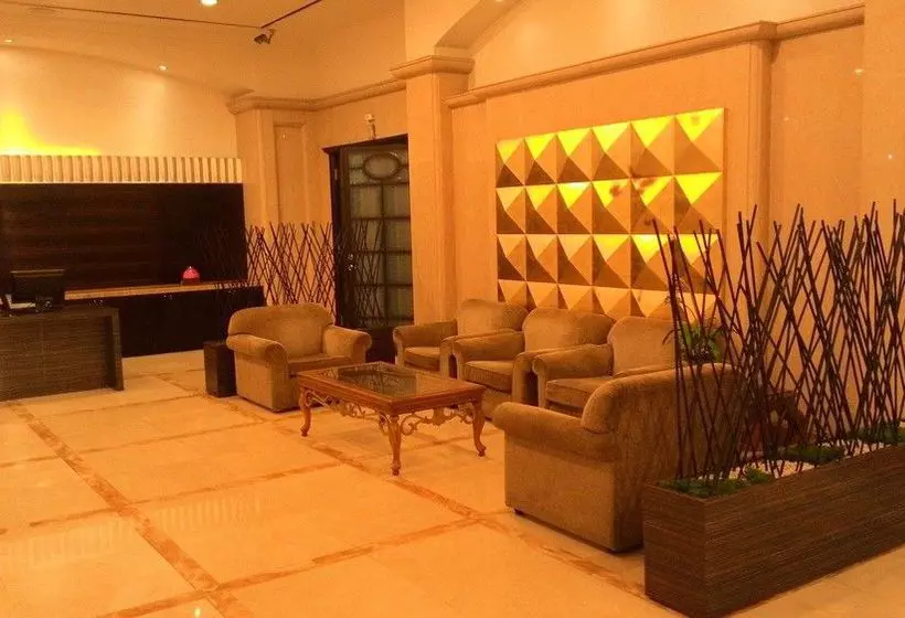 هتل Hometel Kaohsiung