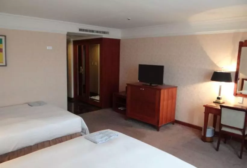 هتل Hometel Kaohsiung