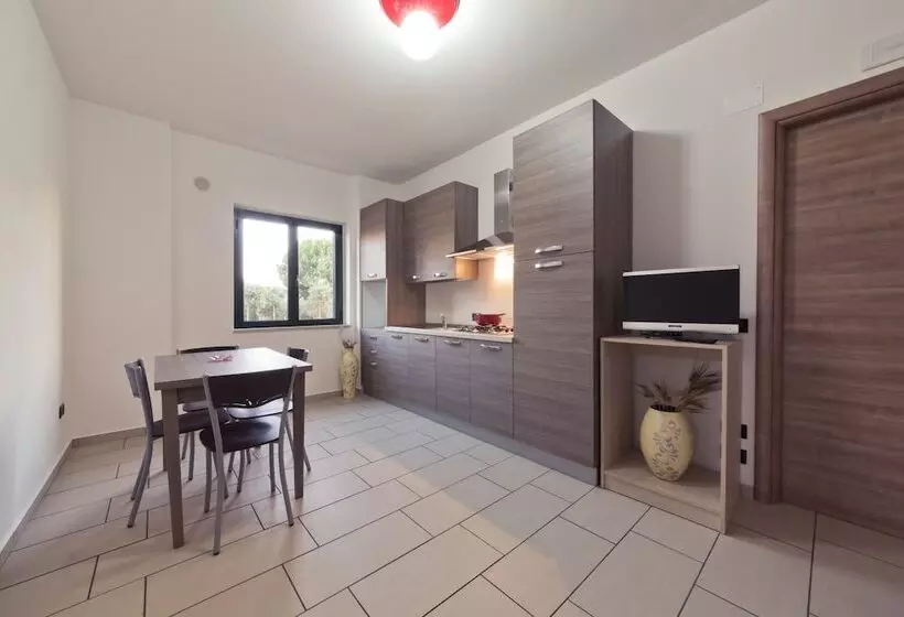 בית מלון כפרי Longomare