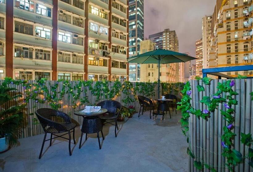 هتل Mingle With The Star