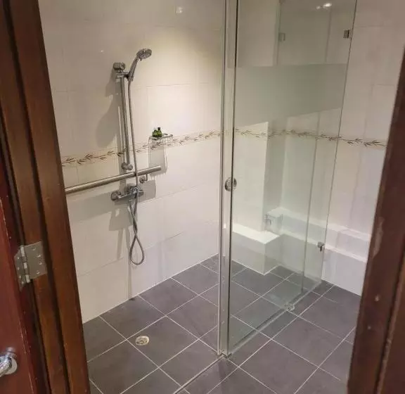 هتل Mingle With The Star