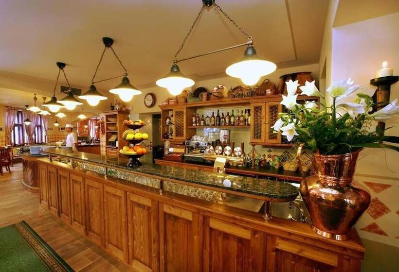 ホテル Pizzeria Belmonte