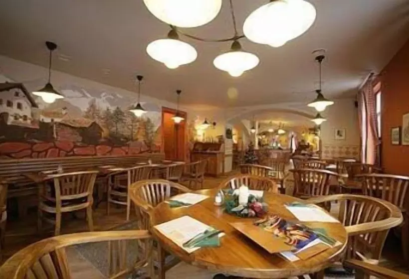 酒店 Pizzeria Belmonte