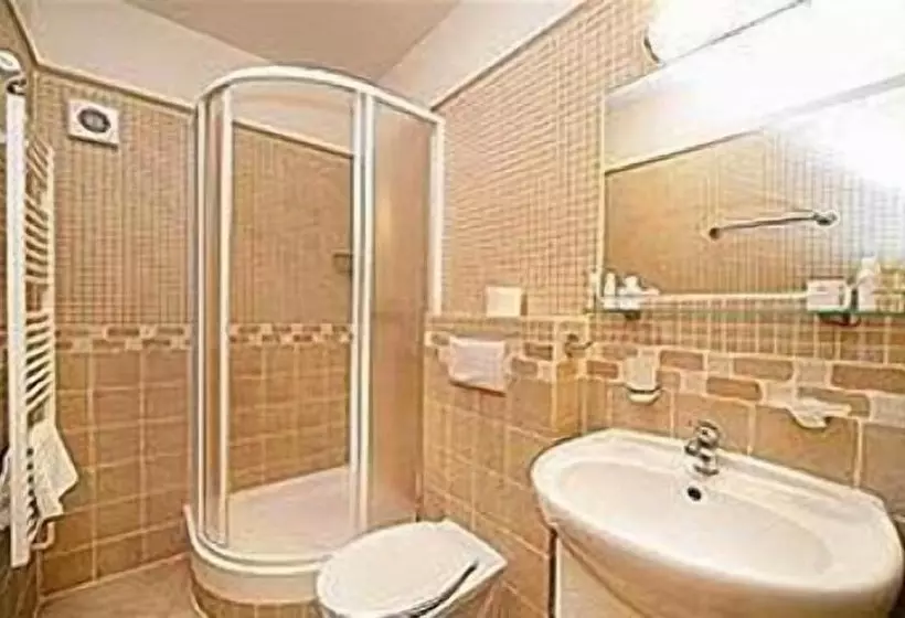 酒店 Pizzeria Belmonte