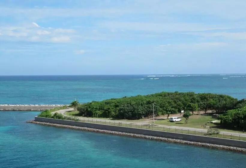 هتل Tulip Ishigakijima